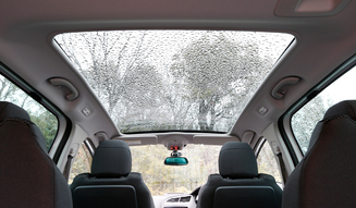 Peugeot 5008 | Driving the Peugeot 5008