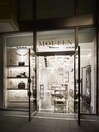 ALEXANDER McQUEEN 02