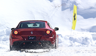 Ferrari  FF｜フェラーリ FF