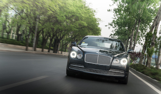 Bentley Continental Flying Spur|ベントレー コンチネンタル フライングスパー