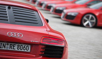  Audi R8 e-tron｜アウディ R8 eトロン