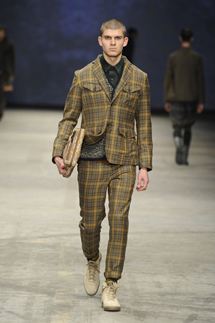 White Mountaineering | 2013 Autumn/Winter Collection 15