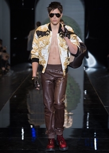 VERSACE｜ヴェルサーチ 05