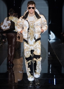 VERSACE｜ヴェルサーチ 06