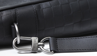 LOUIS VUITTON|ダミエ・アンフィニ ラインから新作「タダオ PM」が登場 04
