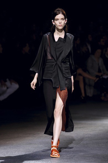 GIVENCHY BY RICCARDO TISCI｜ジバンシィ バイ リカルド ティッシ 01