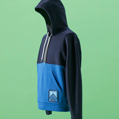 祐真朋樹 ナイロン・フーディ