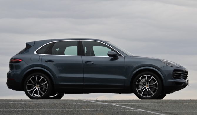 Porsche Cayenne ポルシェ カイエン