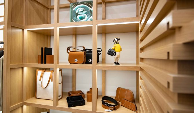 CONNOLLY Leather